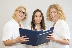 Manjola Karalliu, Sara Ledesma, Adrienn Lipovits